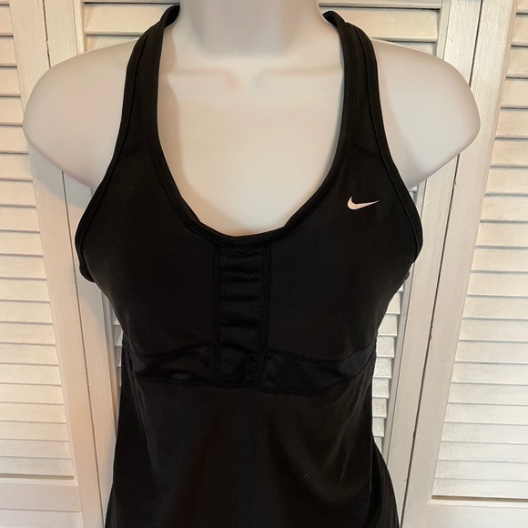 Nike Black Dry Fit Razor Back Workout TankSize Medium - Picture 4 of 11